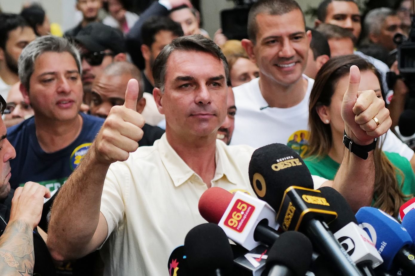 Ανατροπή στη Βραζιλία; Ο Φλάβιο Μπολσονάρου παίρνει κεφάλι απέναντι στον Λούλα 6
